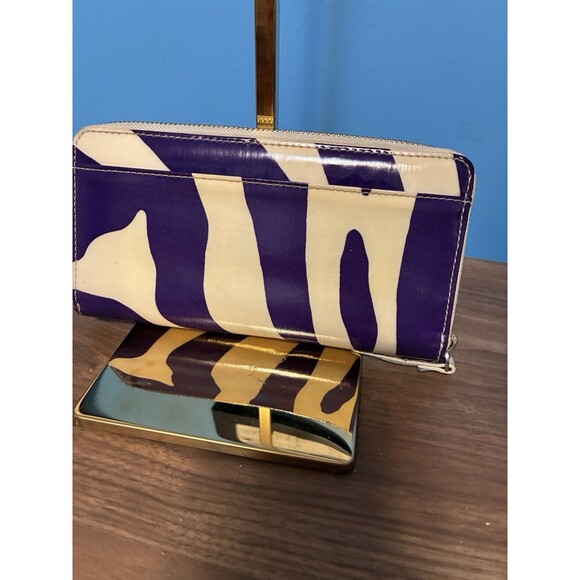 Kate Spade Zip around Wallet Patent Leather Purple Cream Zebra Stripes - Picture 3 of 15